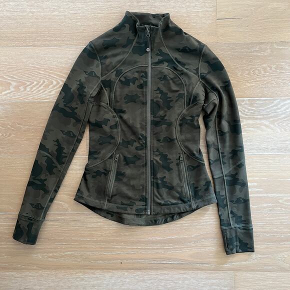 Lululemon Forme Jacket Cuffins Savasana Camo 20cm Fatigue Green sz 6 - Picture 3 of 5